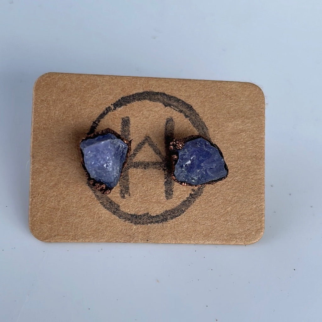 hawkhouse raw crystal stud earrings